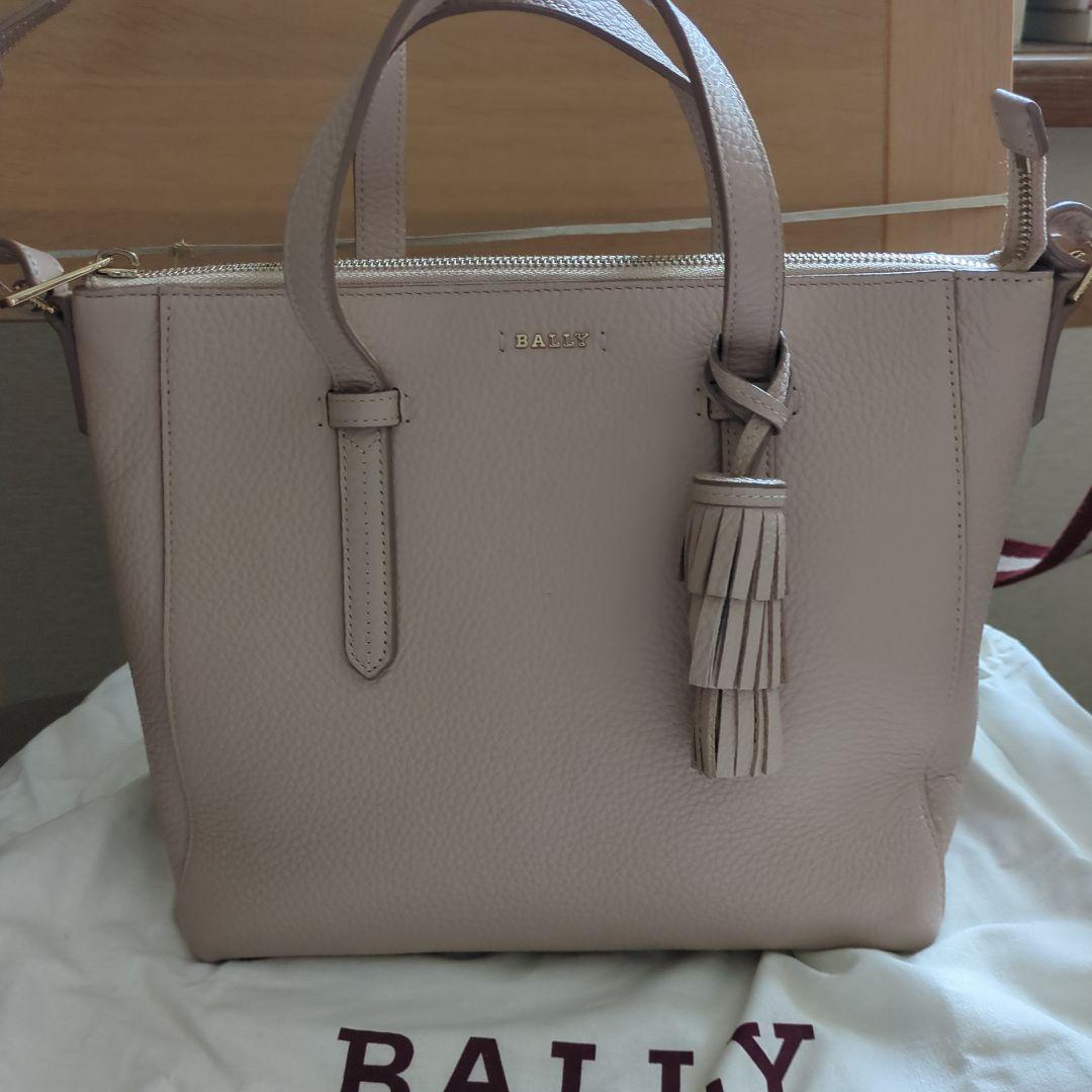 BALLY ピンク レザー ショルダーバッグ