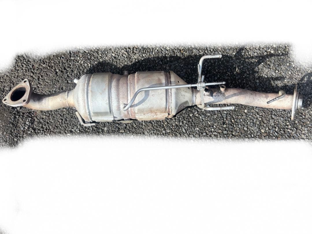 KDH200系ハイエース　キャタリチックコンバーター