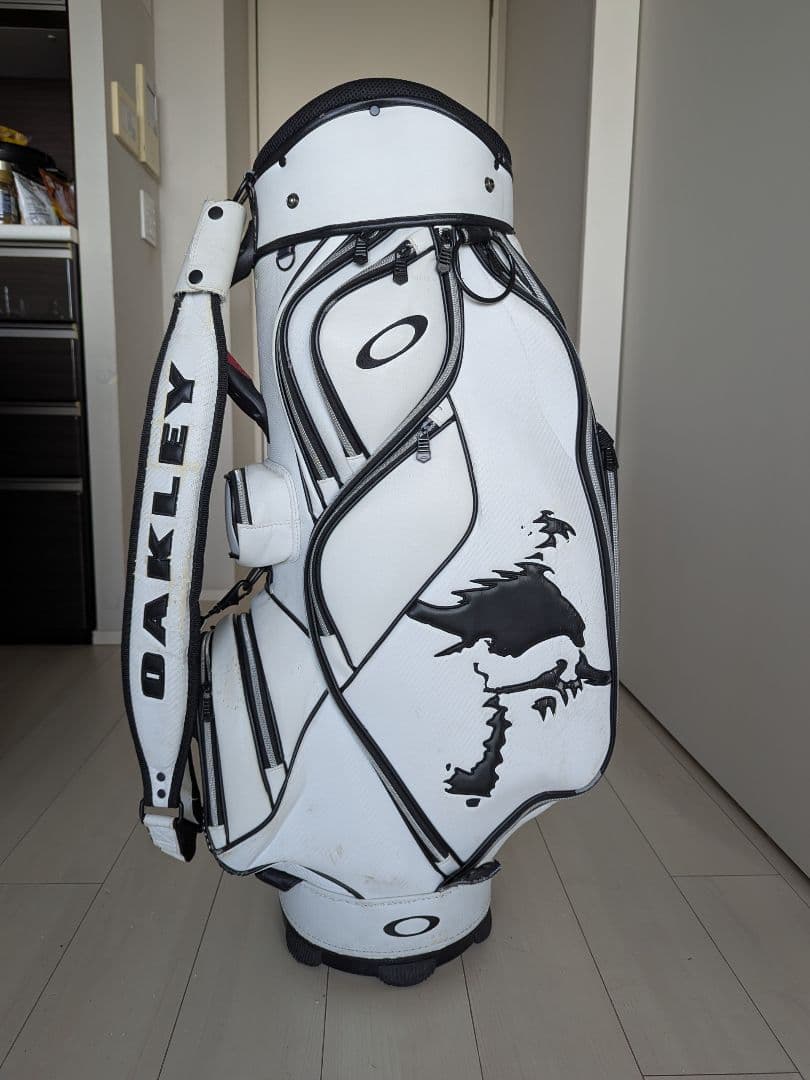 OAKLEY SKULLキャディバッグ