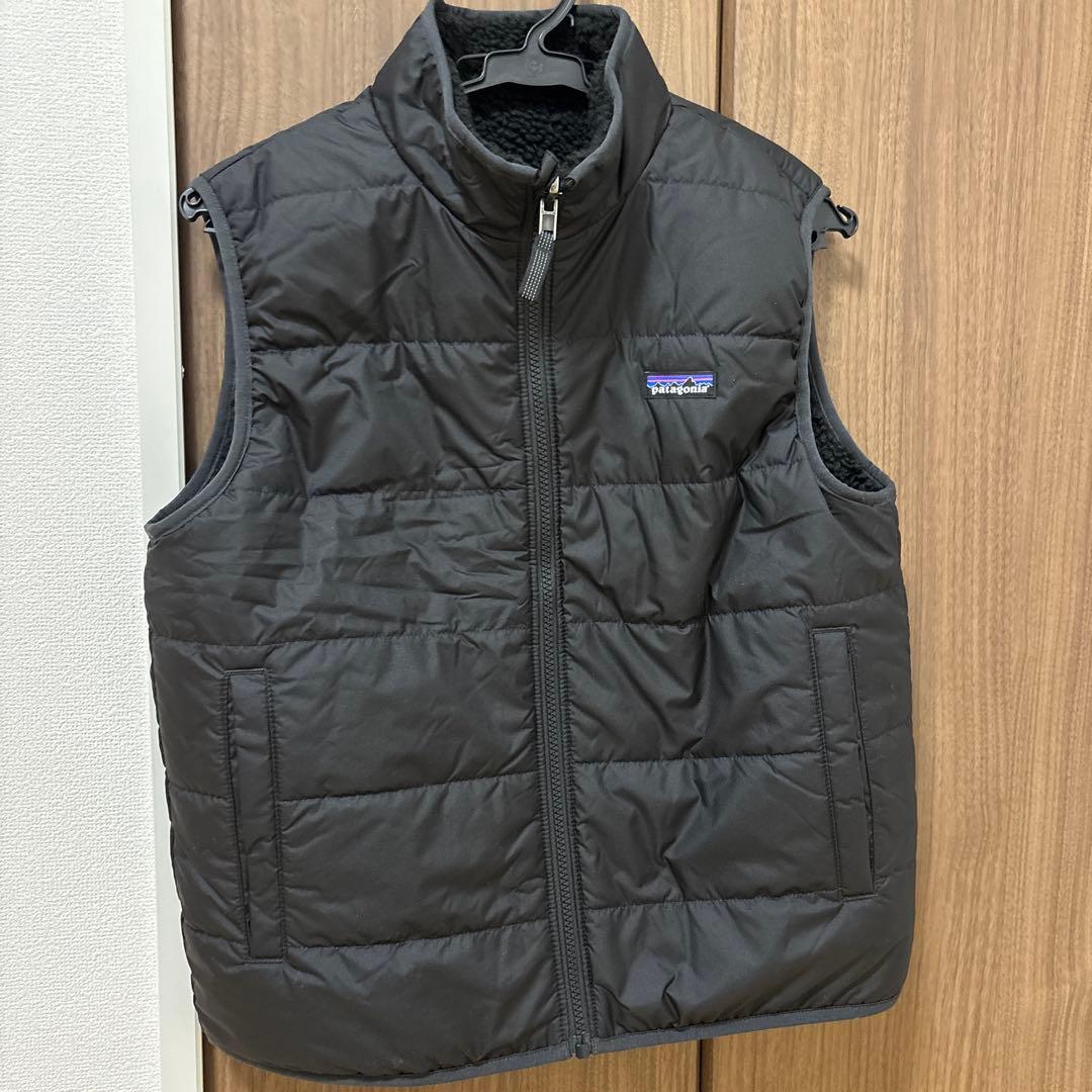 パダゴニアキッズ・リバーシブル・レディ・フレディ・ベストXXLサイズ大人も着れる