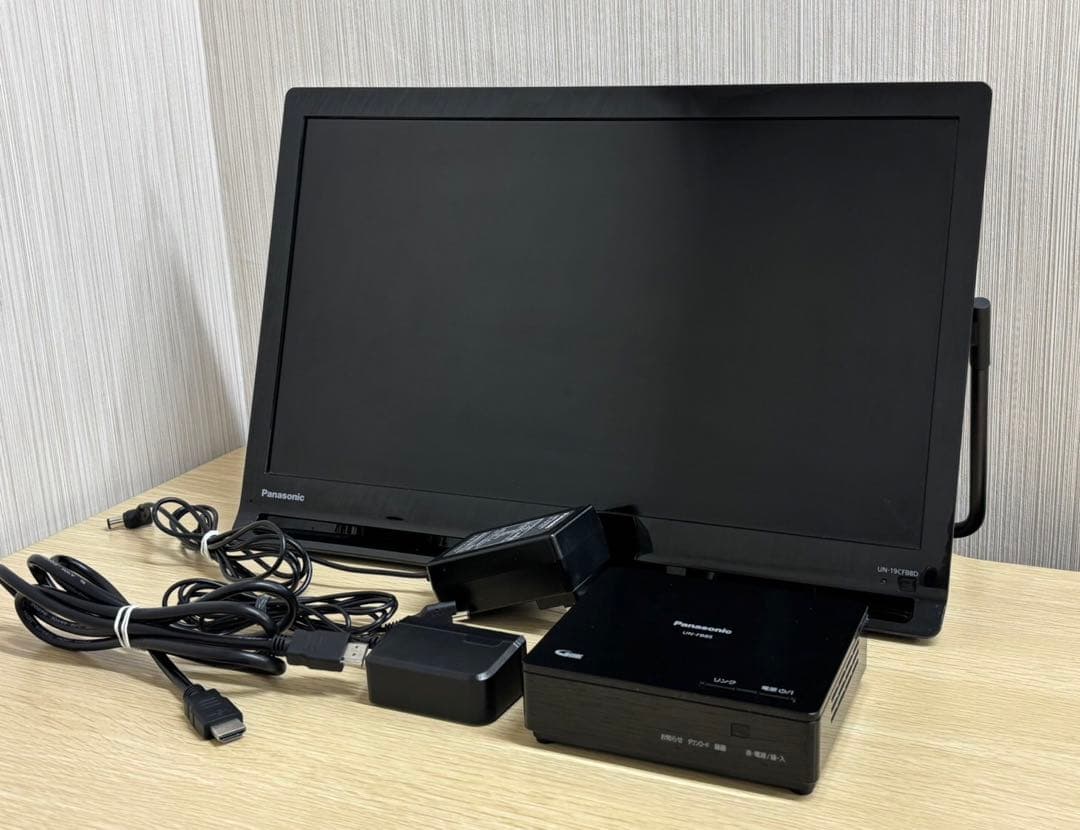 ⭐︎Panasonic UN-19FB8 2018年 19型 ポータブルテレビ