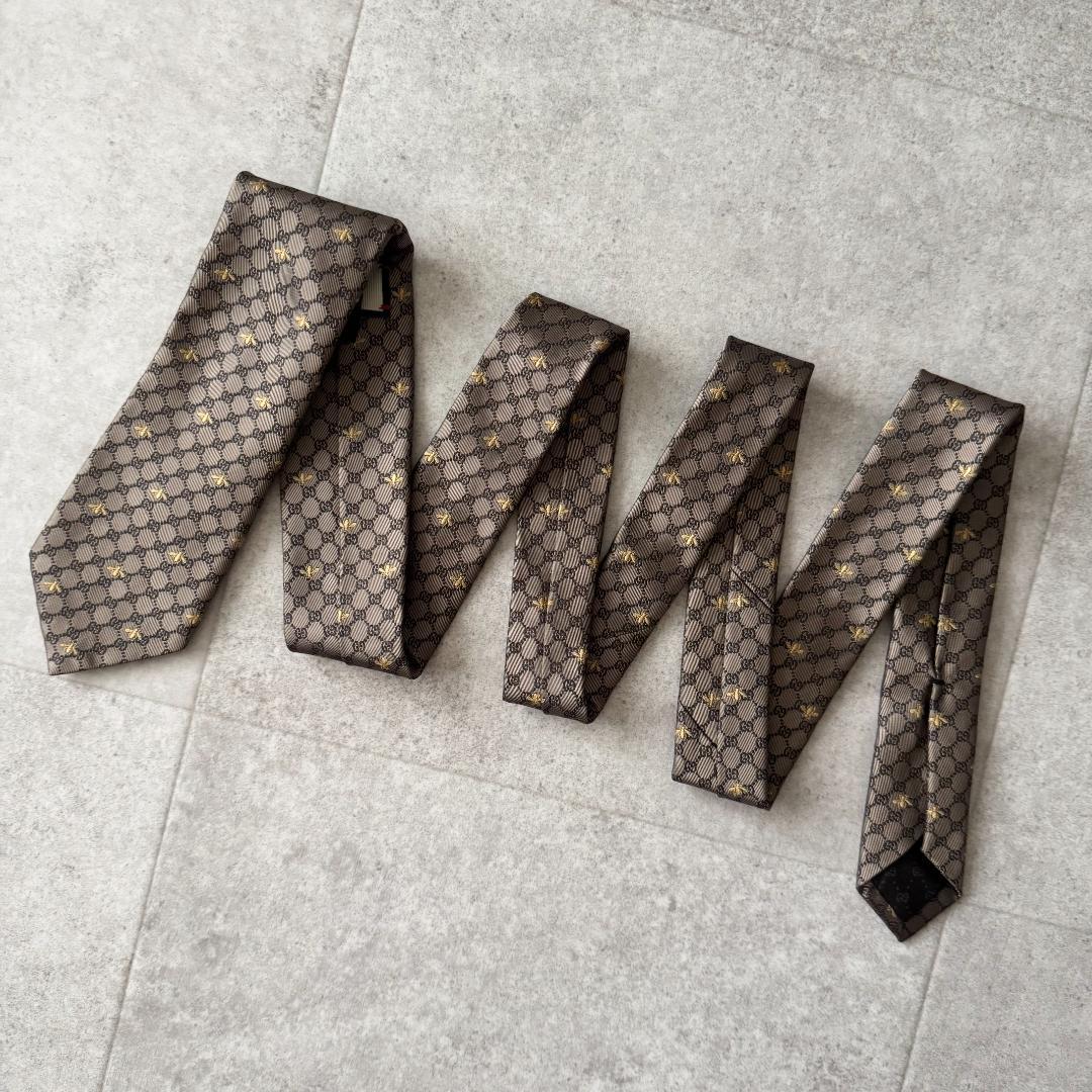 グッチ　ネクタイ　GGスプリーム　ビー　アニマリエ　総柄　ブラウン