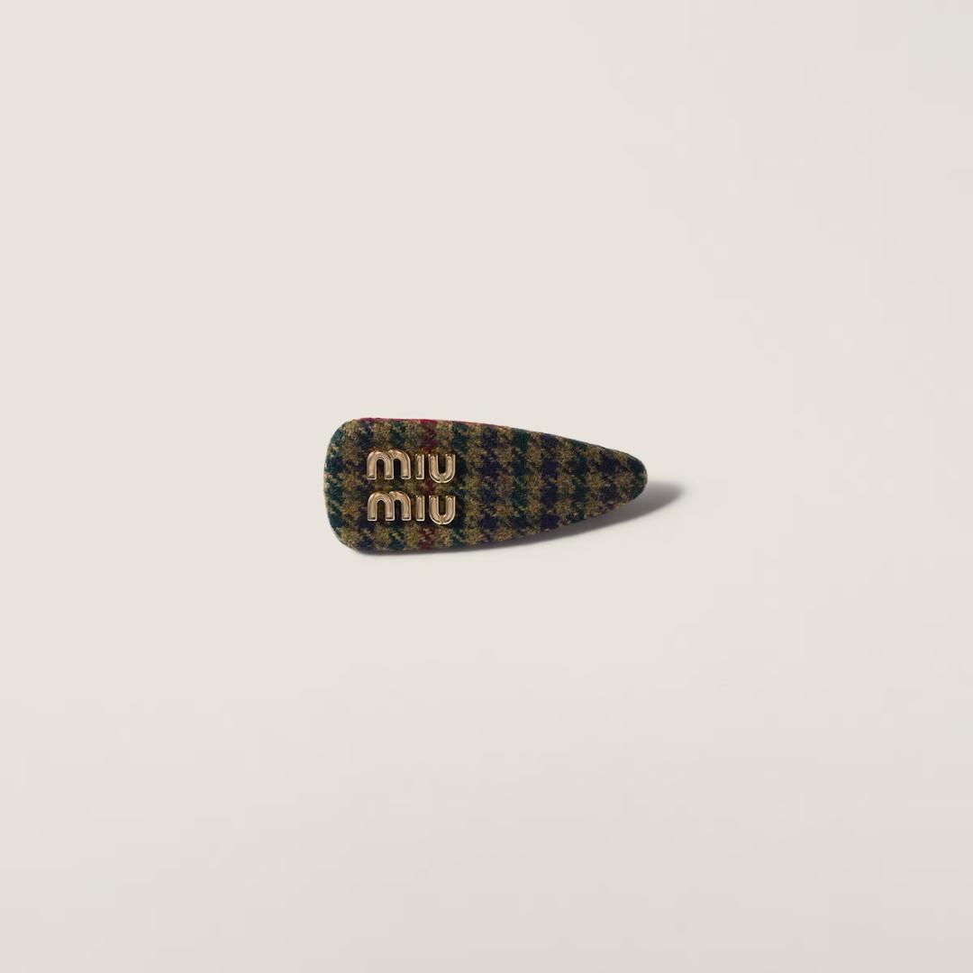 miu miu チェック柄 ヘアピン