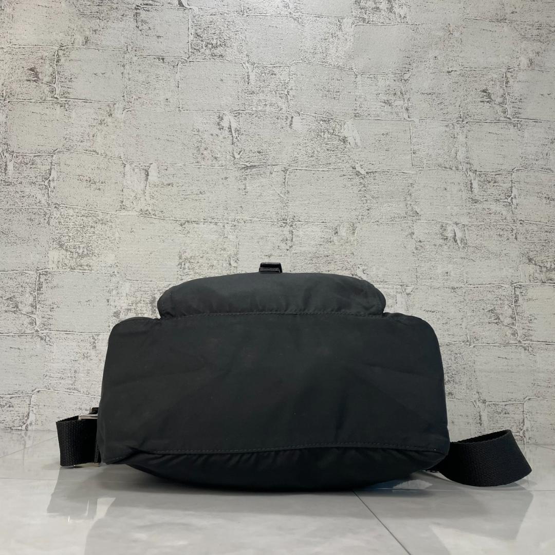 PRADA ショルダーバック プラダ メッセンジャー バッグ BT8994 黒