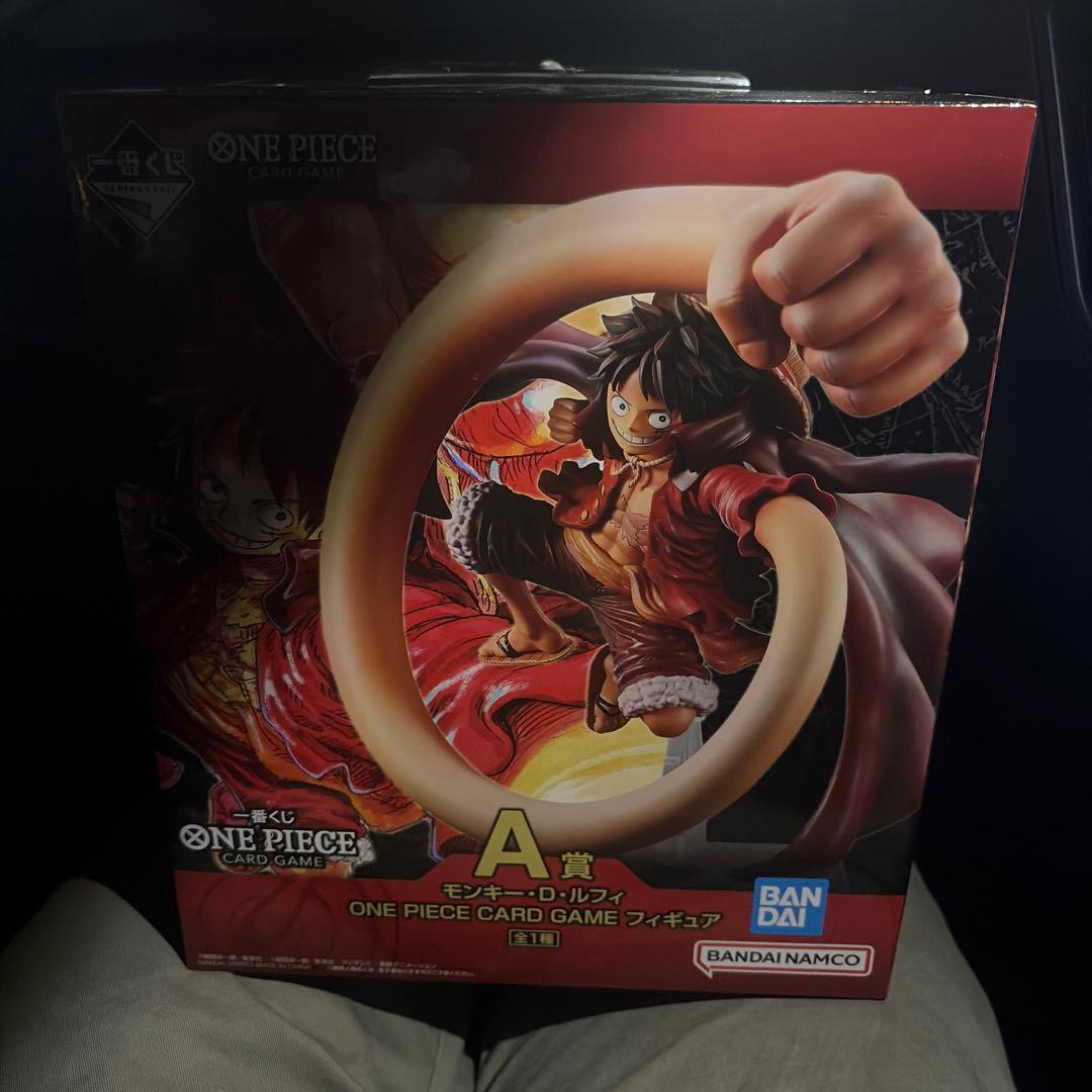 ワンピースカード一番くじ　a賞　ルフィ　フィギュア
