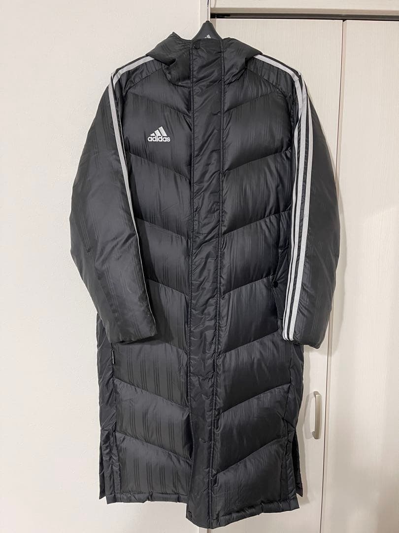 adidas SHADOW ロングダウン