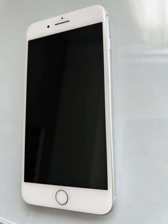 コンピュータ・IT iPhone8Plus