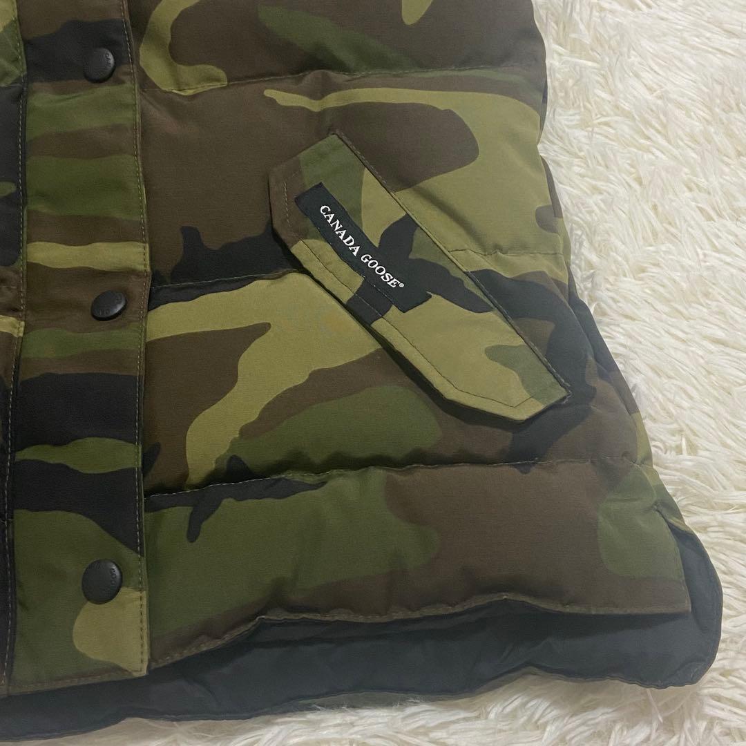   カナダグース　ダウンベスト 迷彩　ユニセックス
