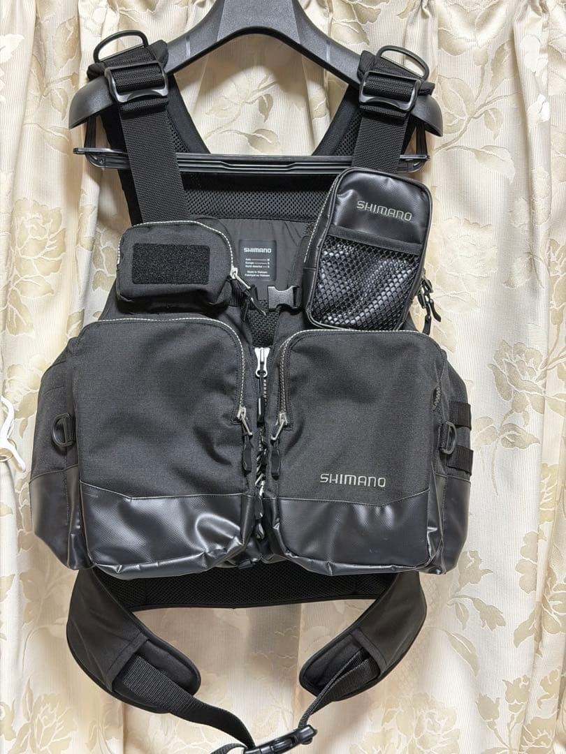 シマノ　サーフトリッパーベスト　VF-275W BLACK Mサイズ