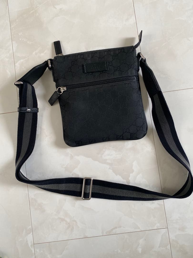 GUCCI GGパターン　ショルダーバック