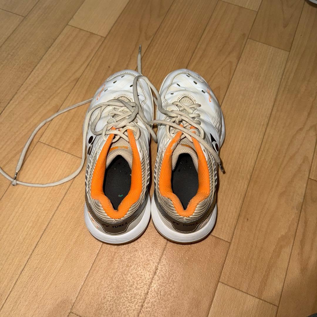 YONEX SHB-65 バドミントンシューズ ホワイト/オレンジ