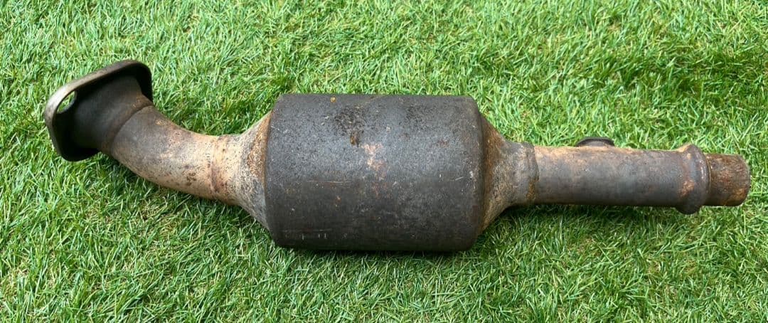 スズキ キャリイ DA63T 純正 触媒