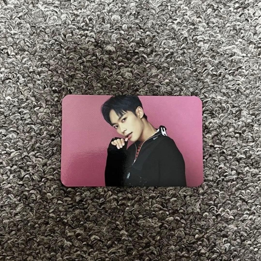 knk クナクン　ヒジュン　カード 公式