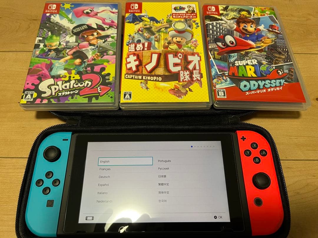 Nintendo Switch 本体　ソフト3本　ホリパッド　セット