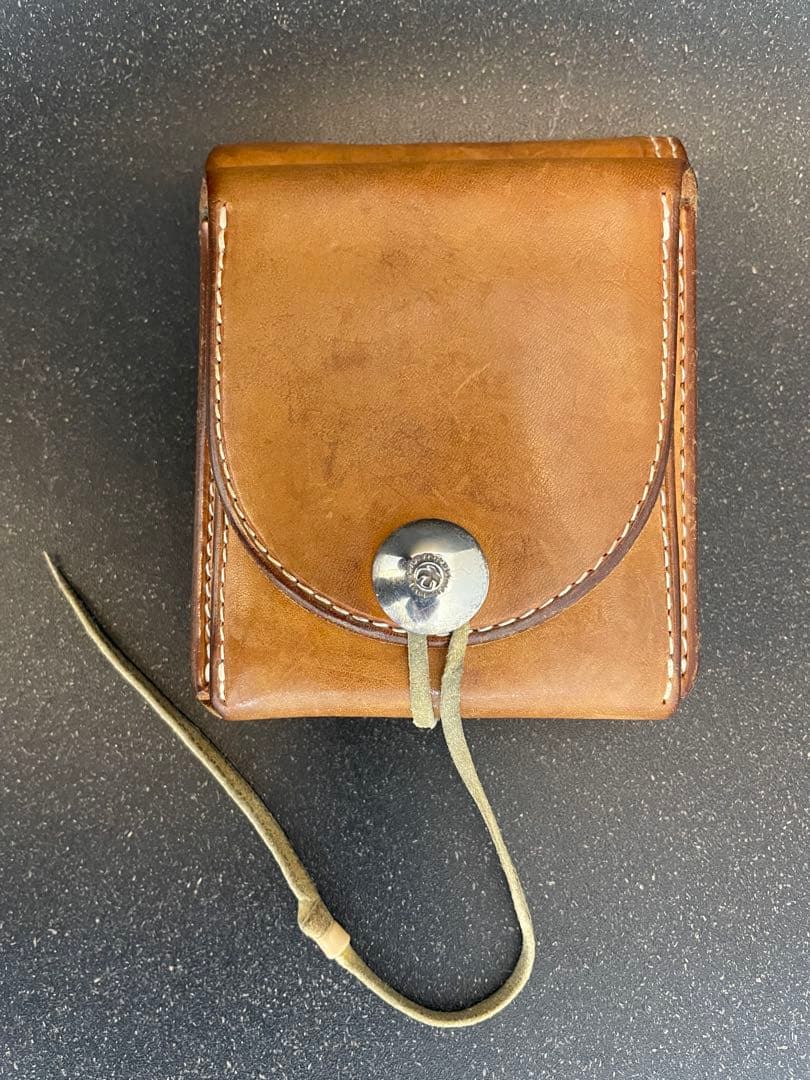 ゴローズ　goro's 二つ折り財布