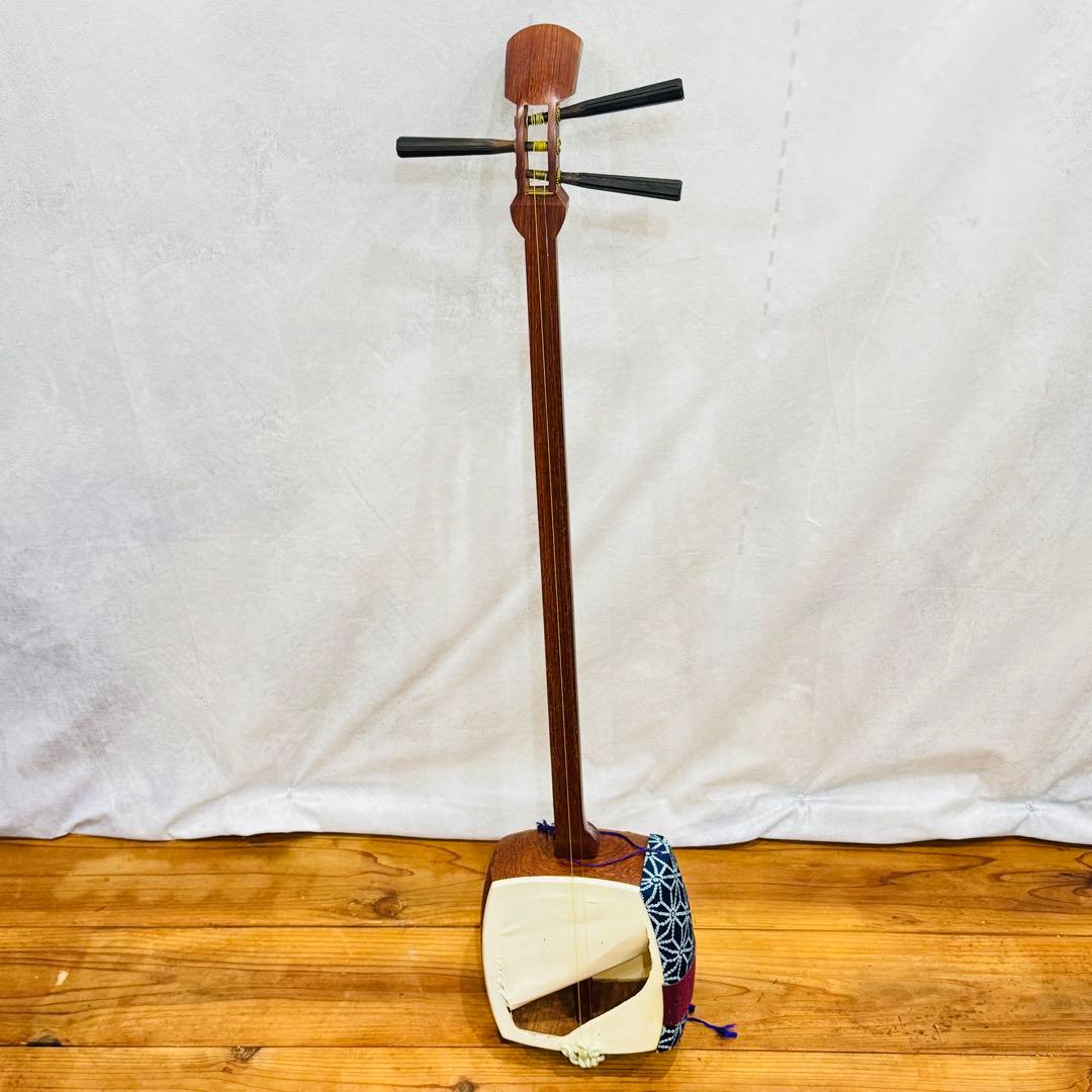 高級 三味線 中棹 紅木 丸打ち胴 ケース付き