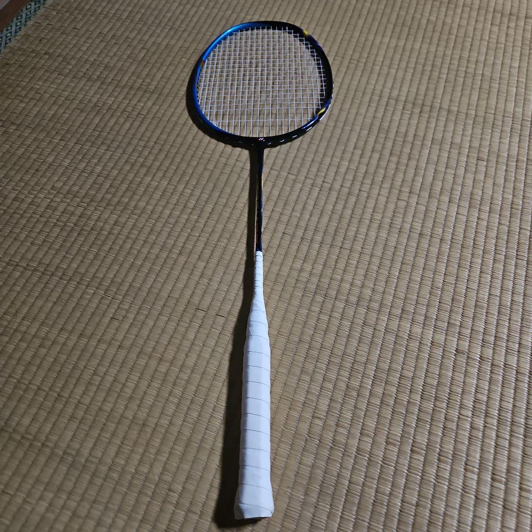 バドミントンラケット YONEX アストロクス77 4U G5