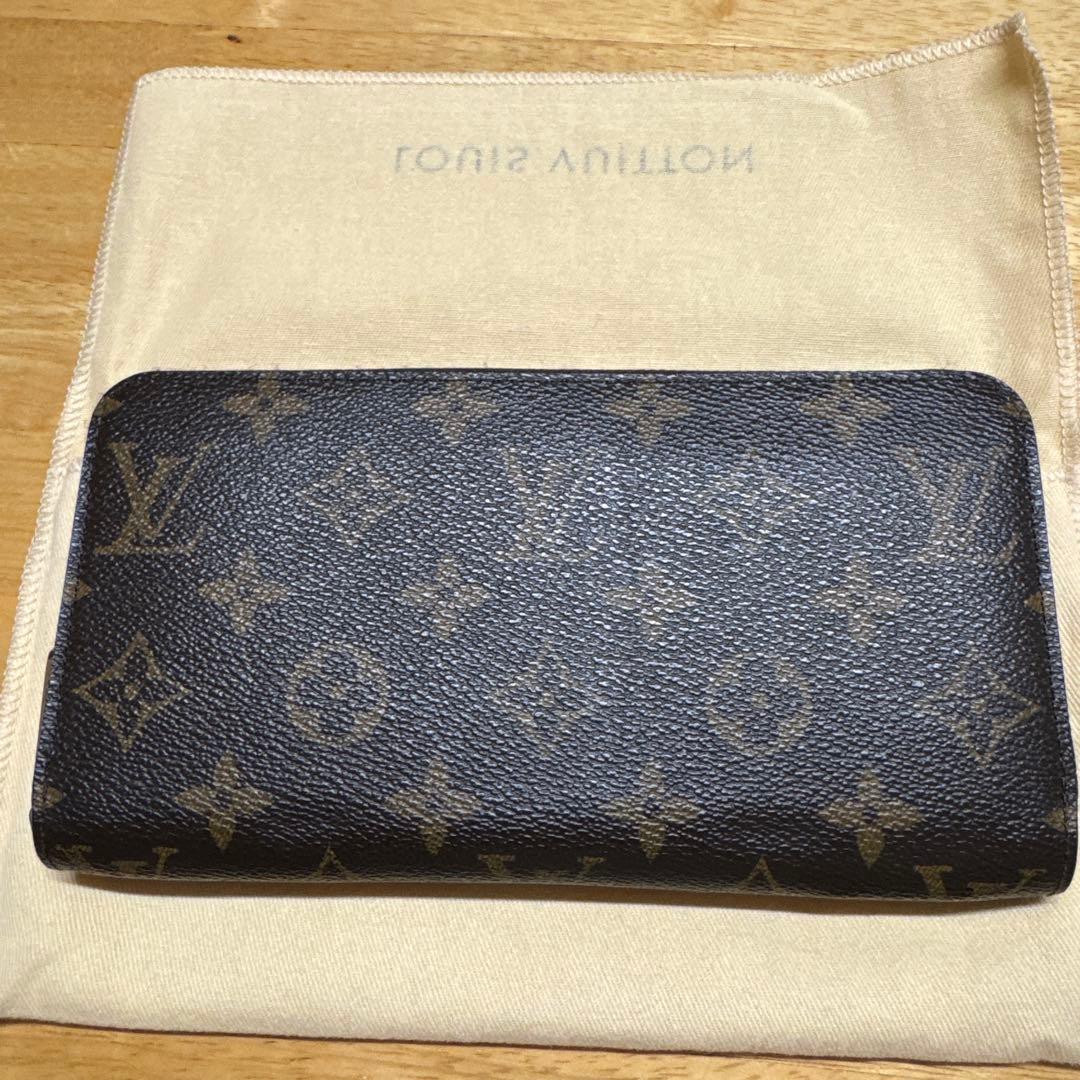 ✨美品✨ルイヴィトン モノグラムジッピーウォレット長財布