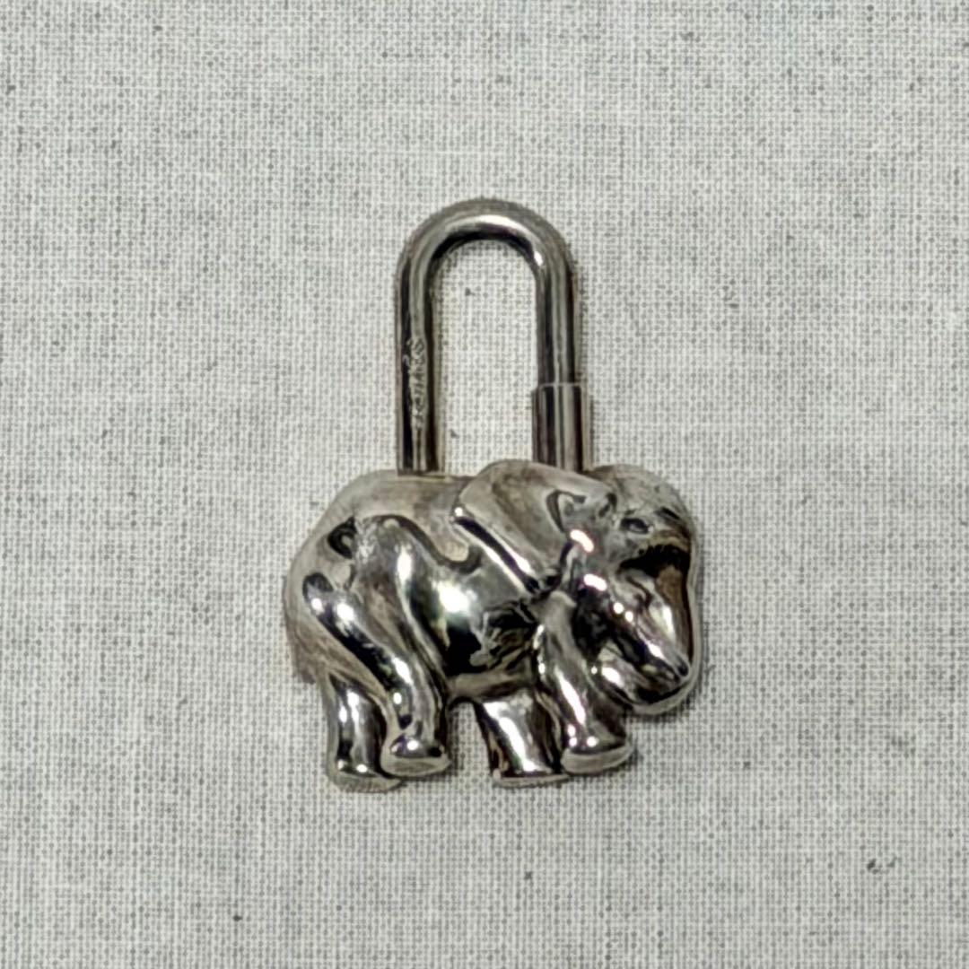 中古 エルメス HERMES カデナ 南京錠 1988年 象 シルバー金具