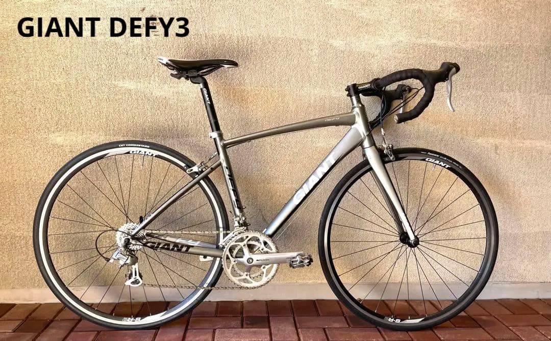 引取歓迎　GIANT DEFY3 Sサイズ(165〜180cm)ダークグレー