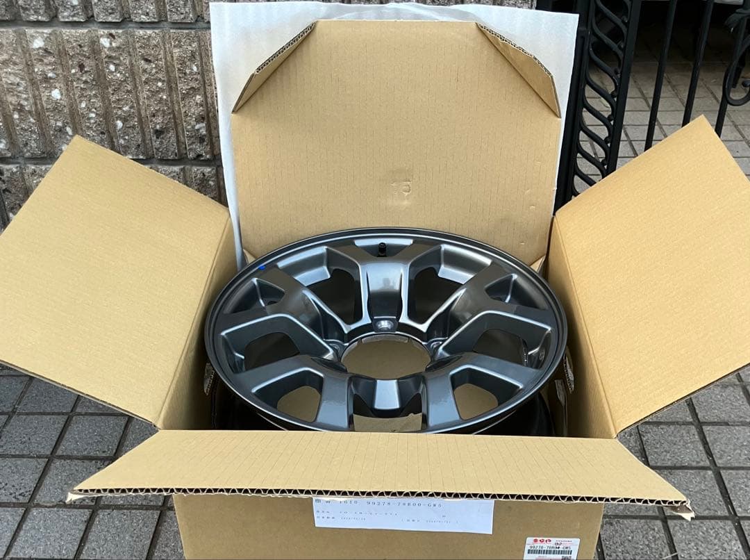 ジムニーノマド 純正ホイール 新車外し 1本のみ その4【送料込み】