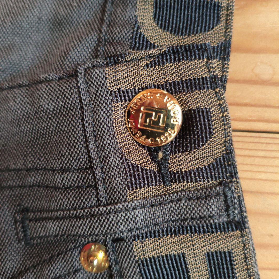 FENDI ブラウンショートパンツ