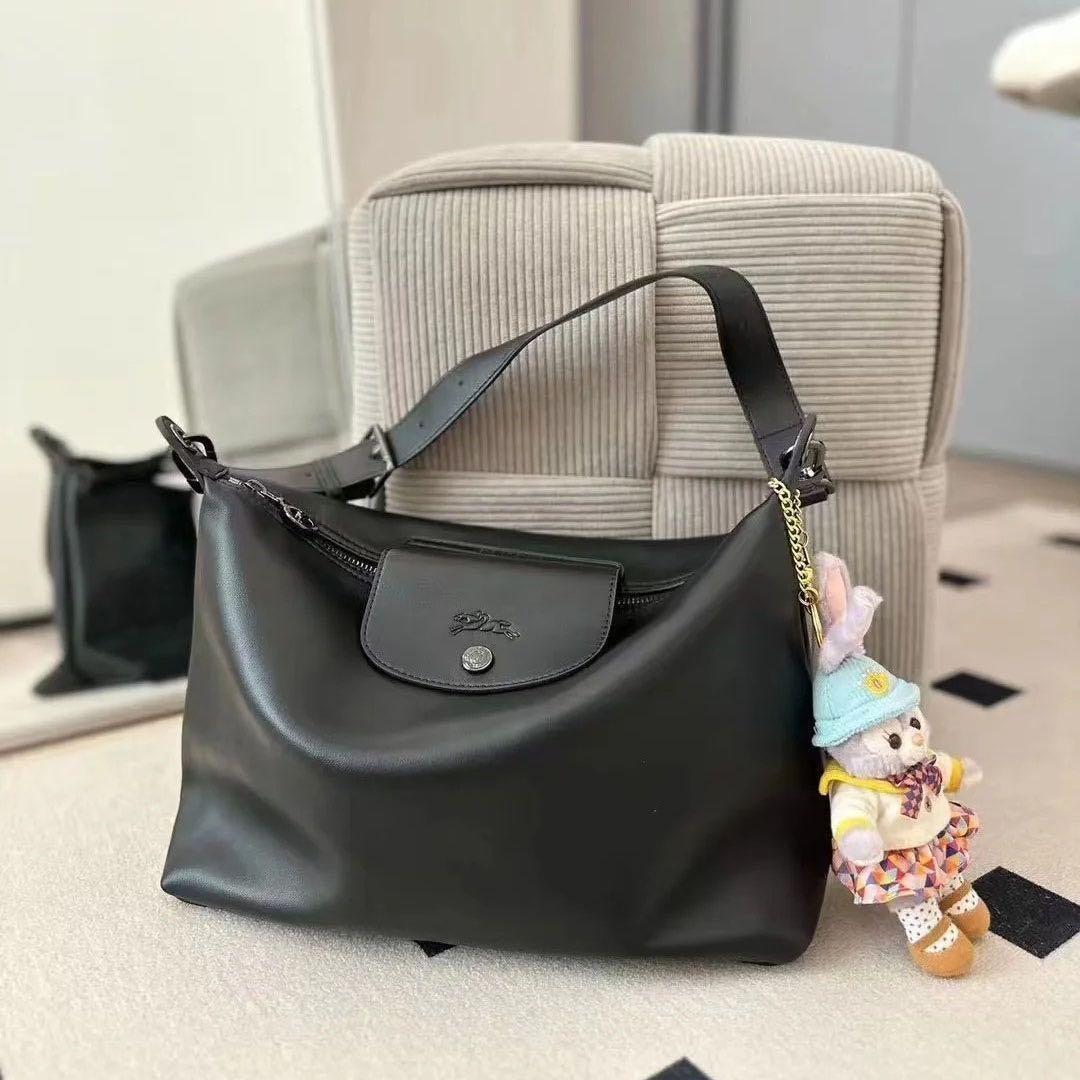 LONGCHAMP 新作 カーフスキン サイドバッグ ショルダーバッグ ブラック