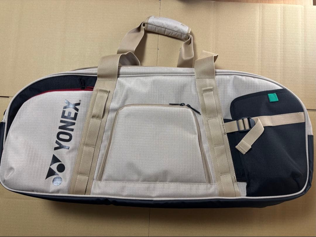ヨネックス　トーナメントバッグ　2026年1月発売　超美品　BAG2621W