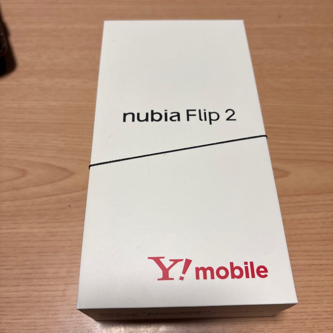 nubia Flip 2 Y!mobile 本体　ホワイト