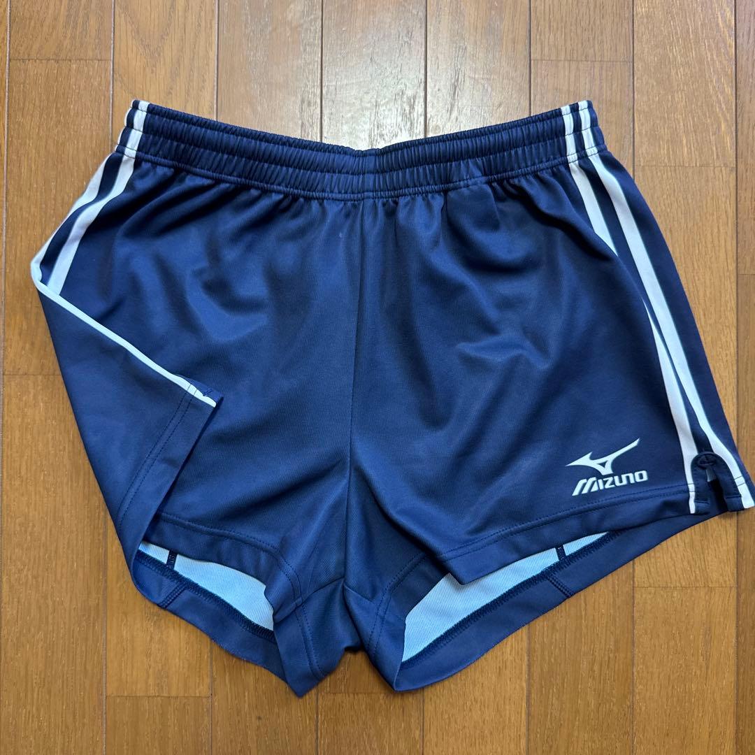 バレーボール　ゲームパンツ　日体大