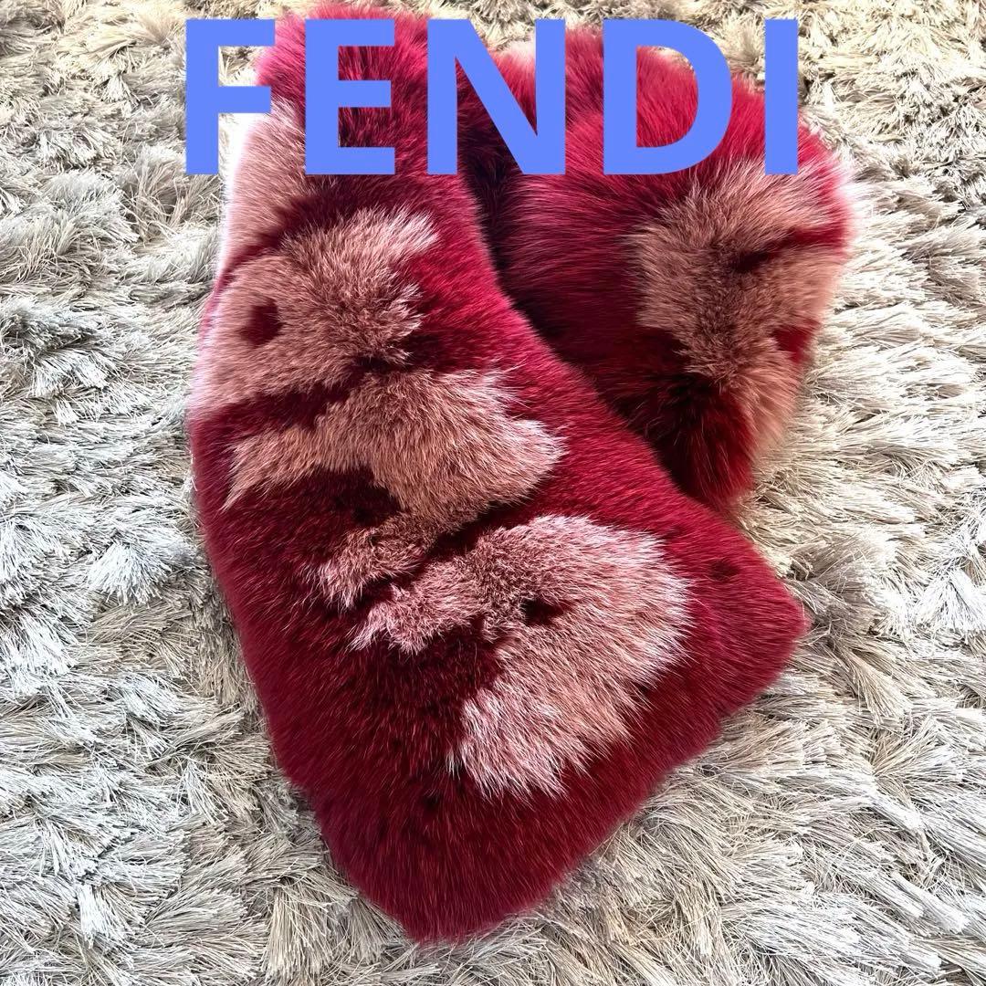 FENDI ファーマフラー