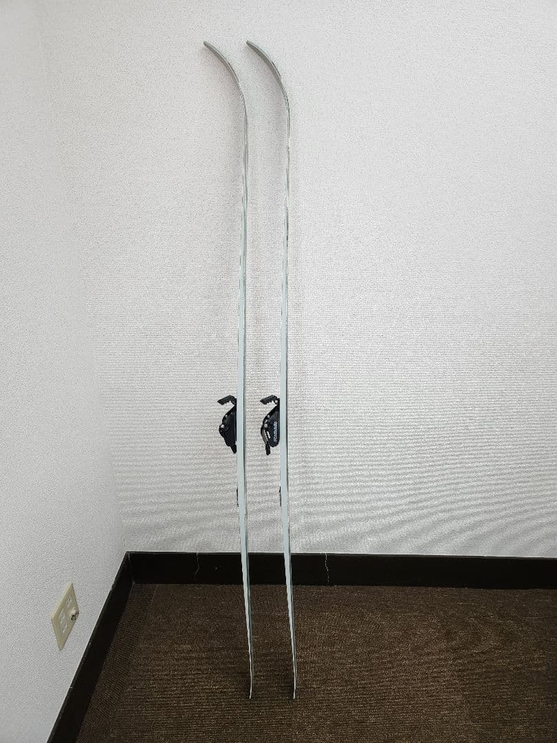 KARHU カルフ クロスカントリースキー板 テレマークビンディング付き