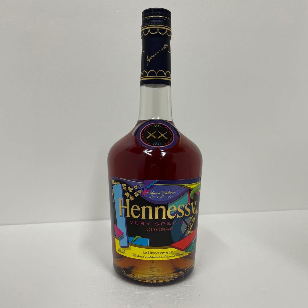 KAWS ヘネシー V.S リミテッドエディション