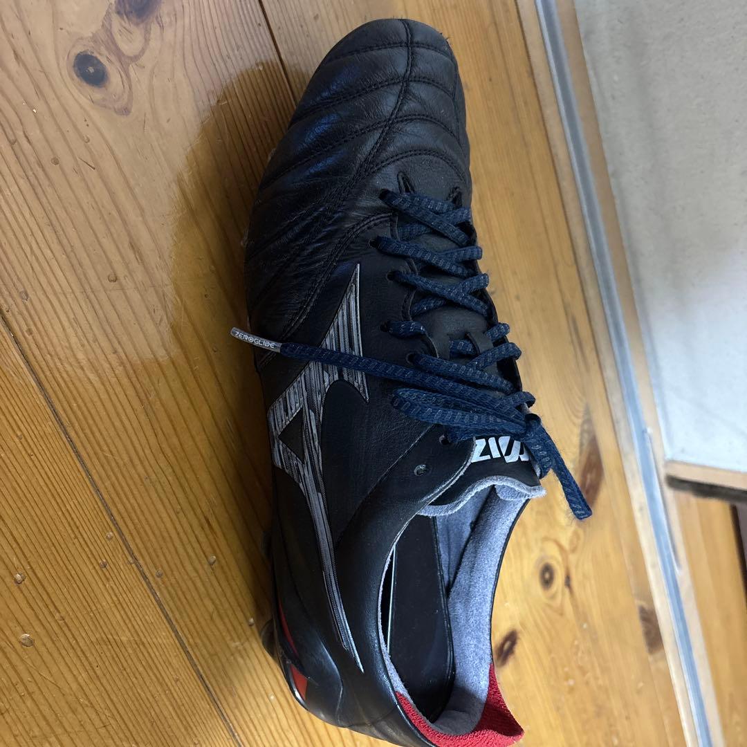 Mizuno サッカーシューズ 黒/赤