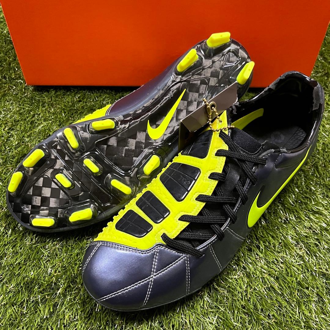 サッカースパイク ナイキ トータル90 レーザー エリート FG T90