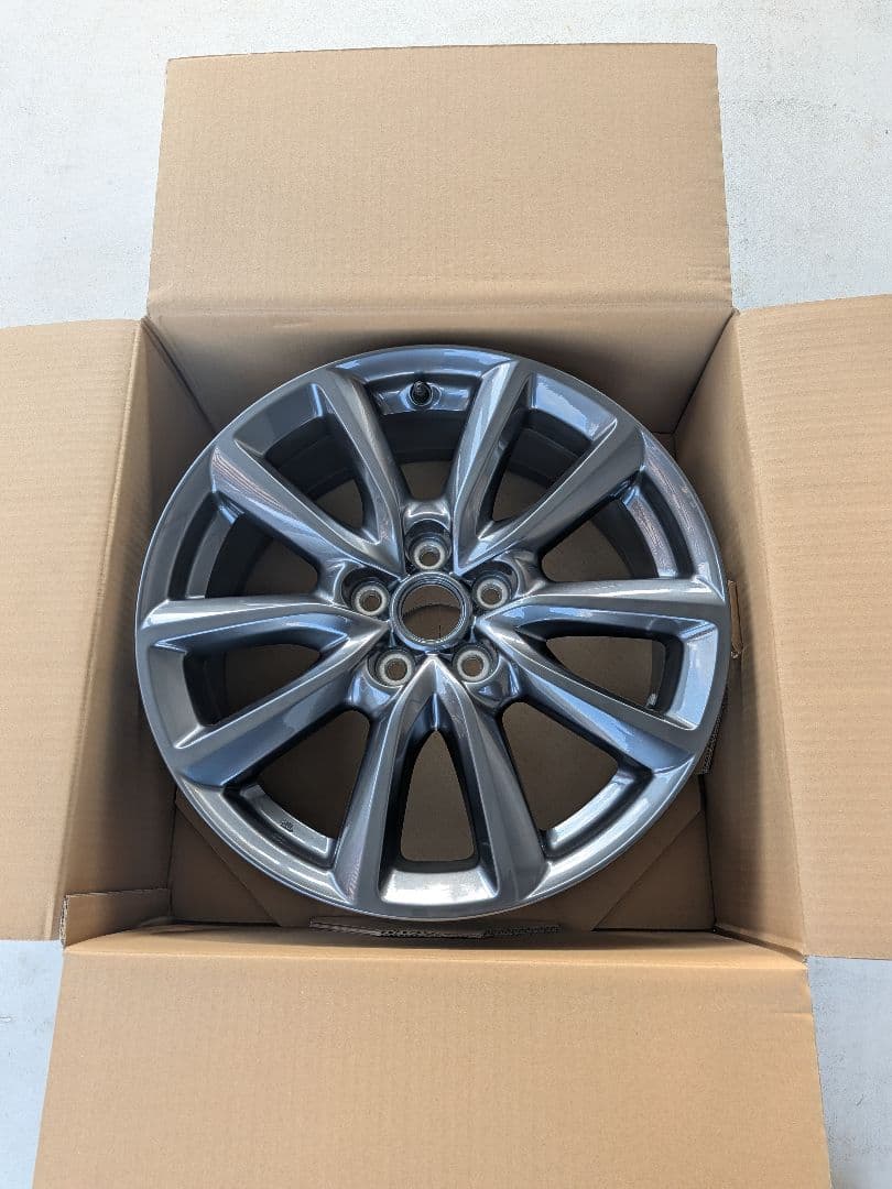 「新車外し」マツダ3 純正ホイール　グレーメタリック　ローザ様用