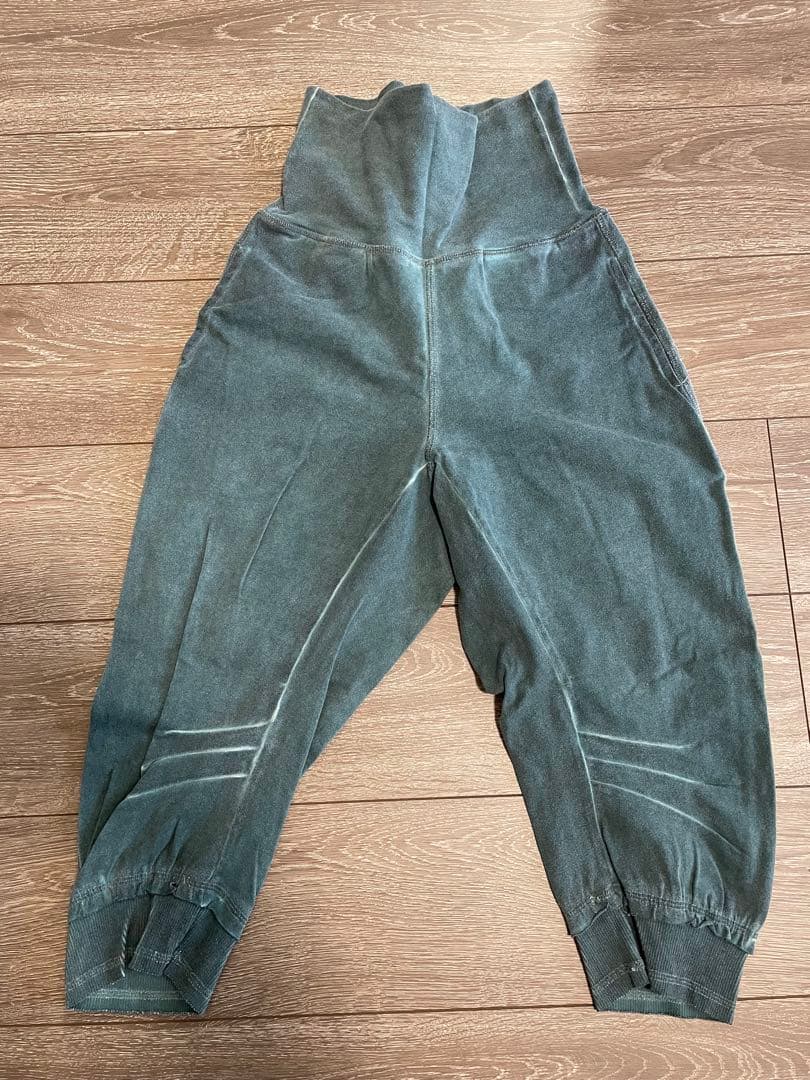 salsation★ Capri Pants★サイズM★ダークグリーン