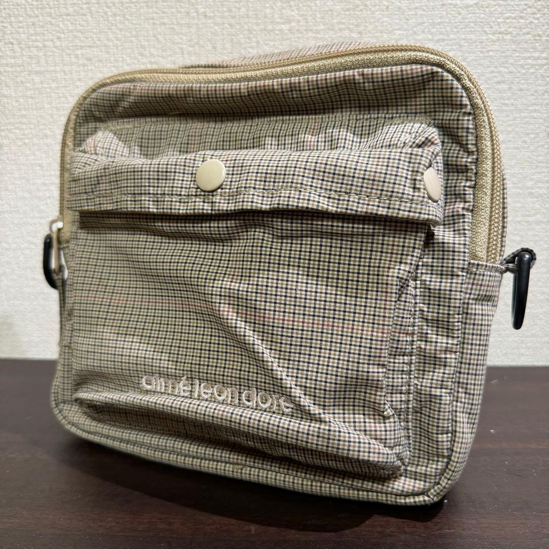 ニューバランス×エメレオンドレ プラード クロスボディバッグ