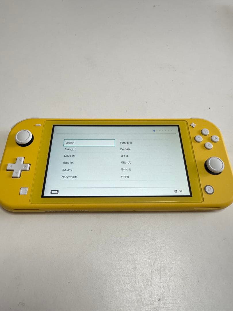 Nintendo Switch Lite イエロー本体+ACアダプター+箱