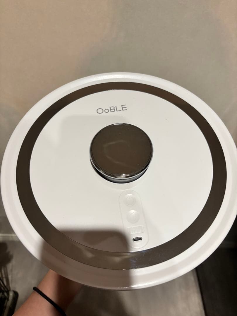 ほぼ未使用✨️OoBLE ステンレス完全密閉保存容器 ホワイト 6.5L