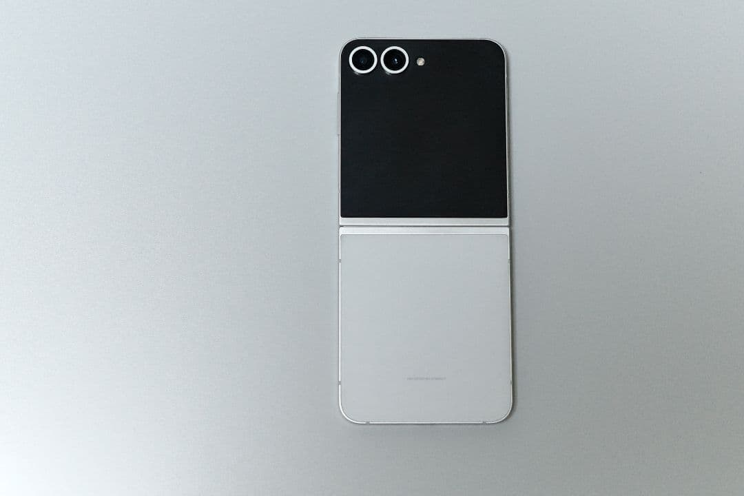 Galaxy Z Flip6 256GB｜SIMフリー ホワイト