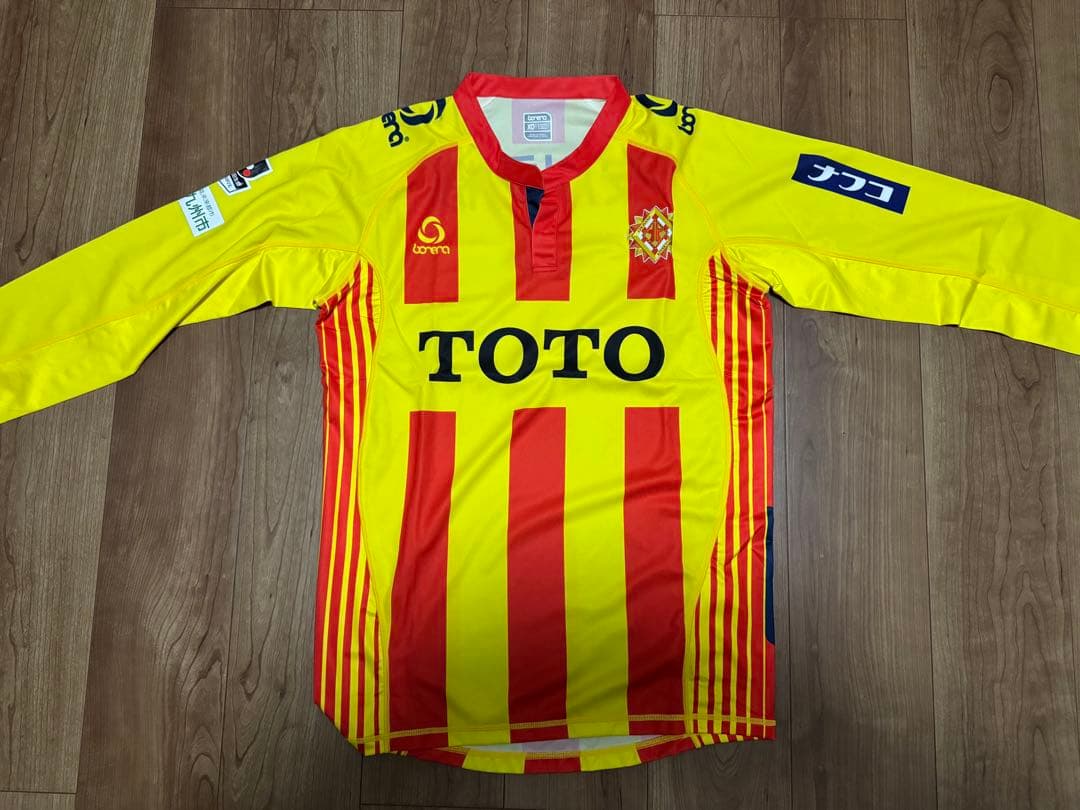 ギラヴァンツ北九州　2015年ユニフォーム　長袖　 XO bonera