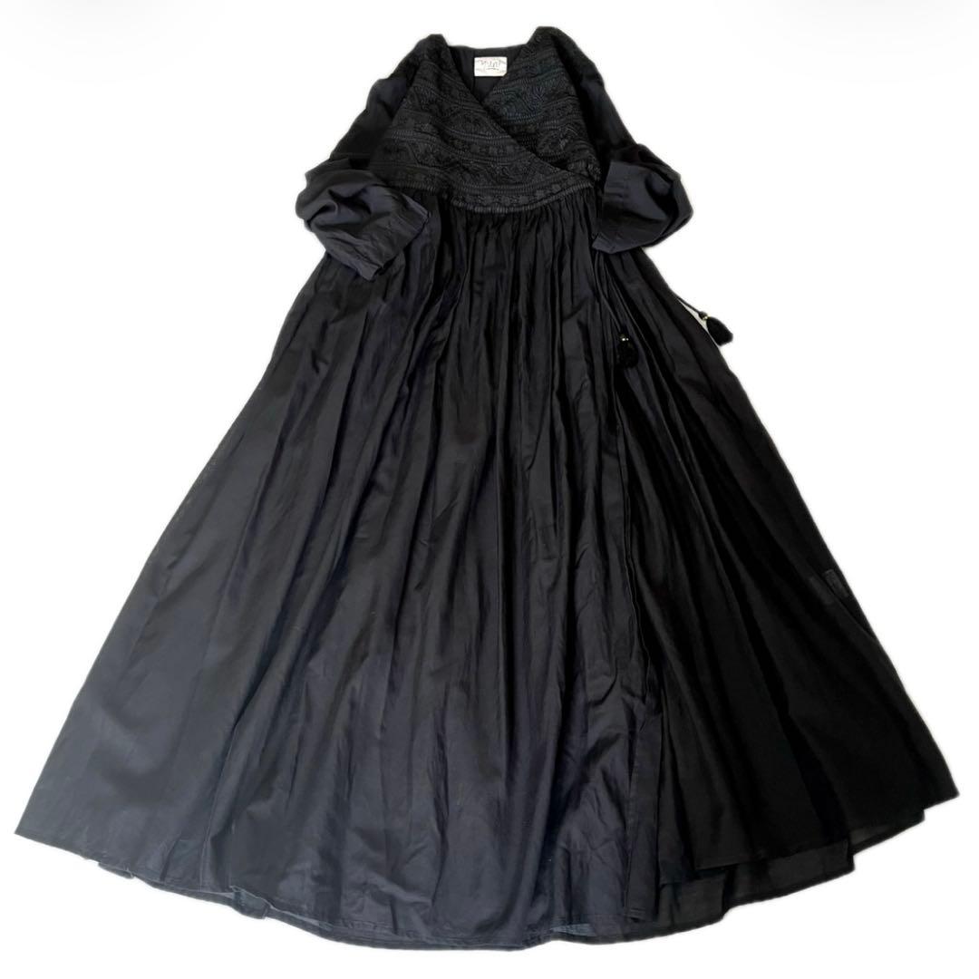 極美品❤️ yuni ユニ 刺繍 カシュクール フレア マキシワンピース 黒