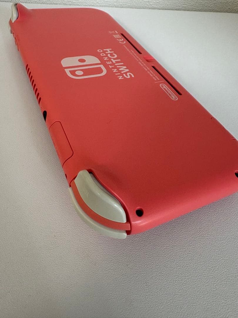 Nintendo Switch LITE コーラル　ニンテンドー　スイッチライト