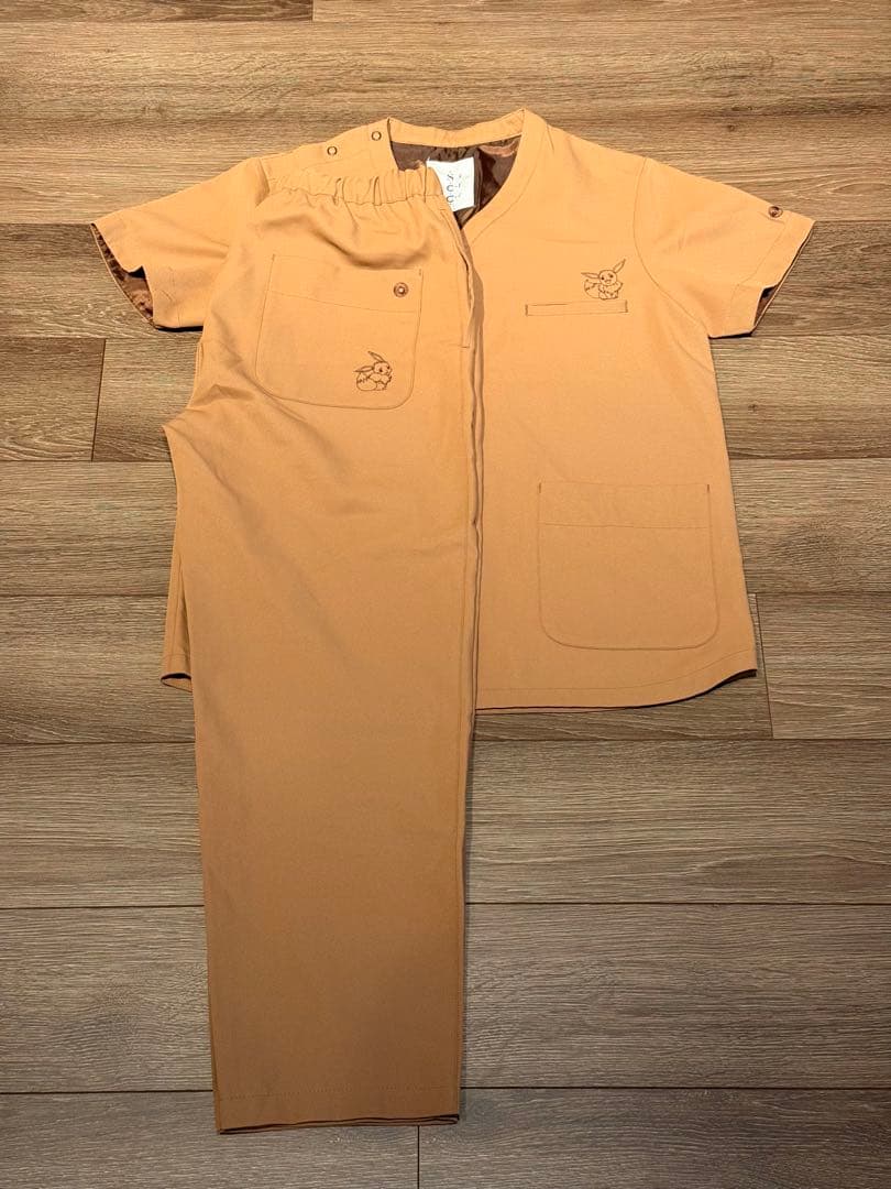 クラシコイーブイスクラブ　上下セット