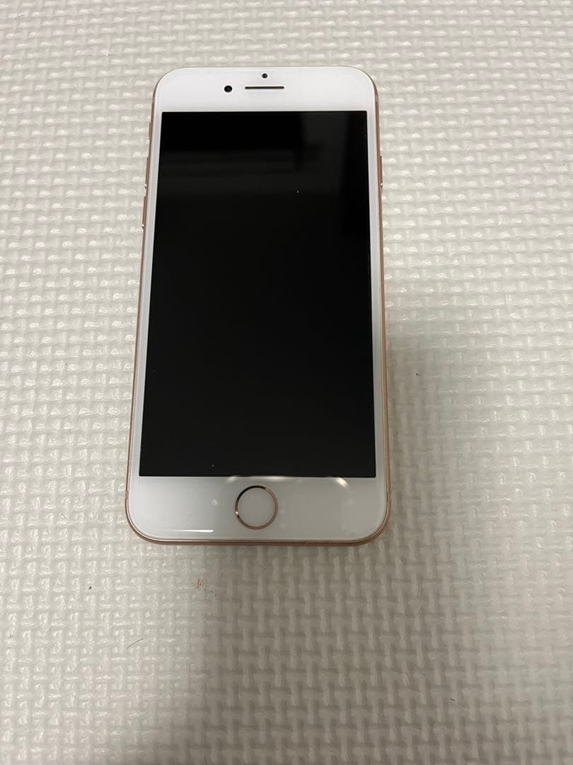 iPhone 8 64GB ゴールド 【SIMフリー】バッテリー73%
