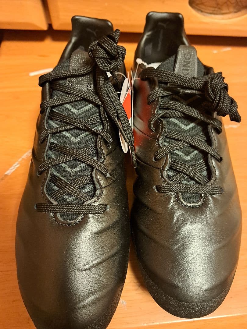 サッカースパイク プーマキングプラチナム21 HG/AG