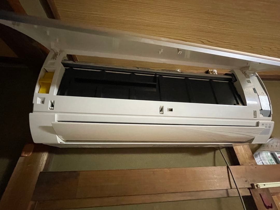 日立 RAS-HT22M(W) エアコン　しろくまくん【引き取りor近隣配送可】