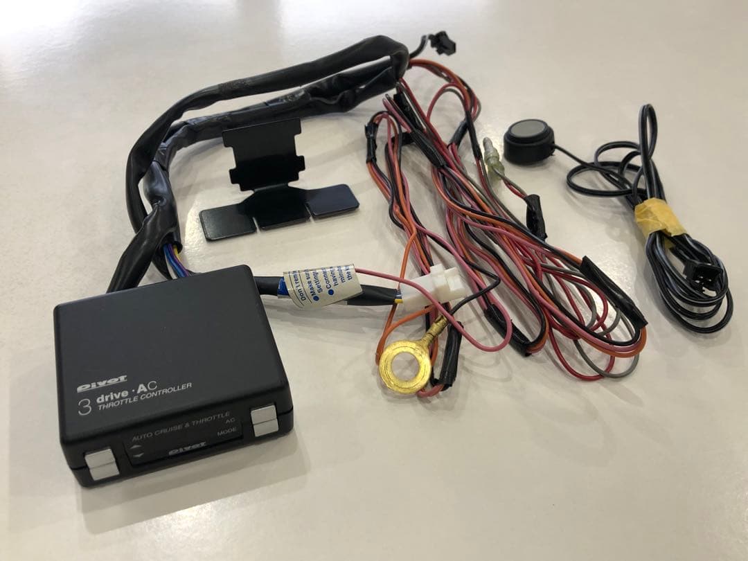 Pivot 3 drive AC オートクルーズ&スロットルコントローラー