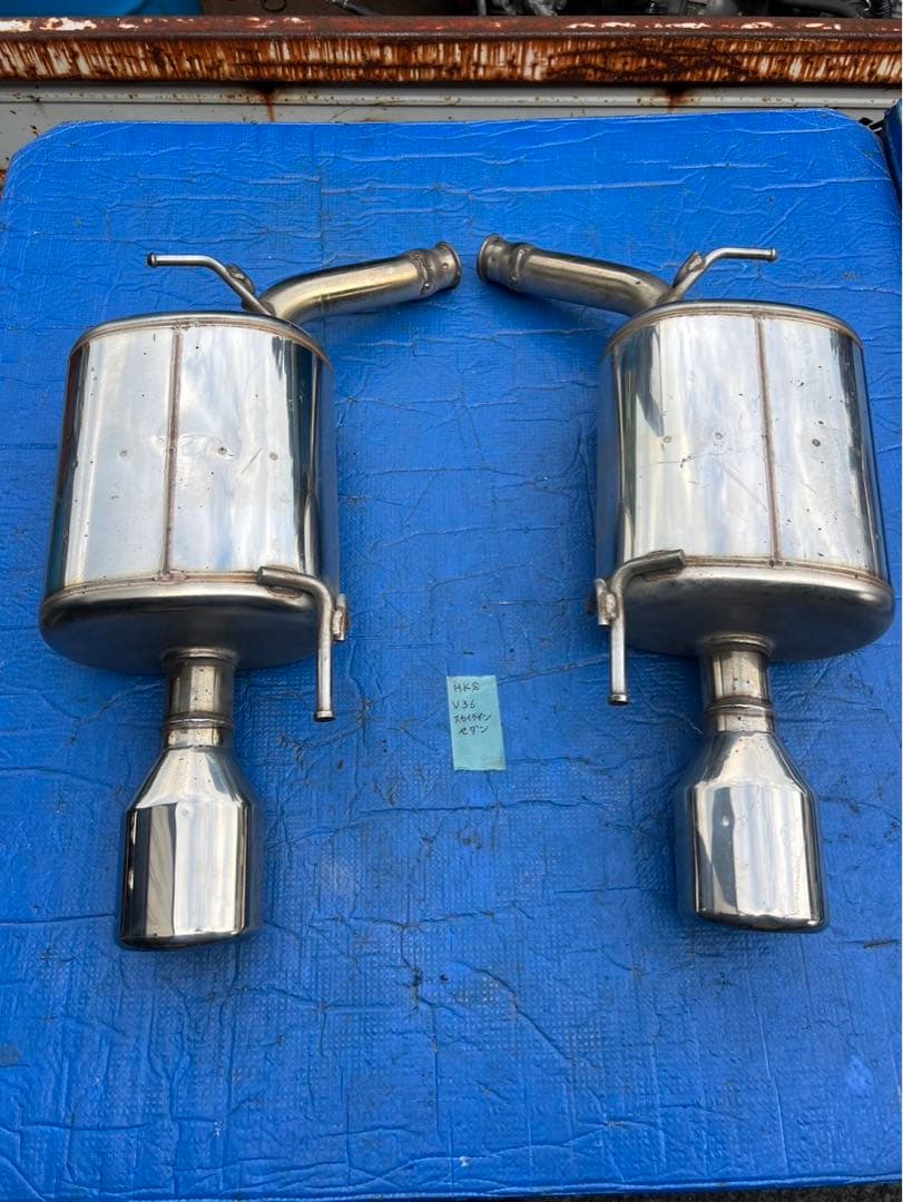 ニッサン　スカイライン　V36 HKS マフラー　※フォロー割OK